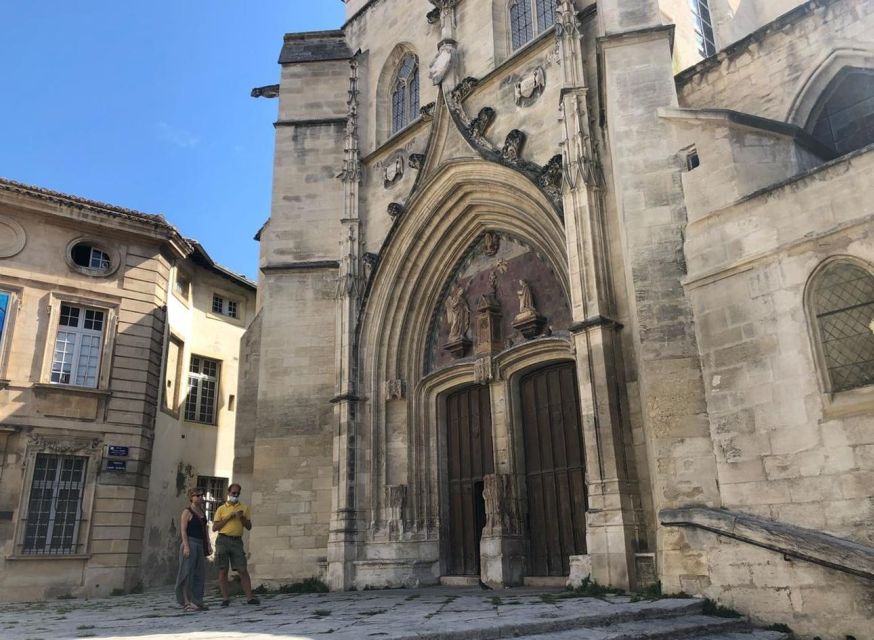 E-Scavenger Hunt: Explore Avignon at Your Own Pace - Common questions