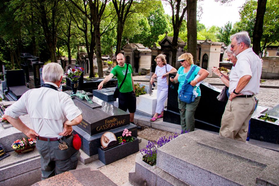 Paris: Famous Graves of Père Lachaise Small Group Tour - Common questions