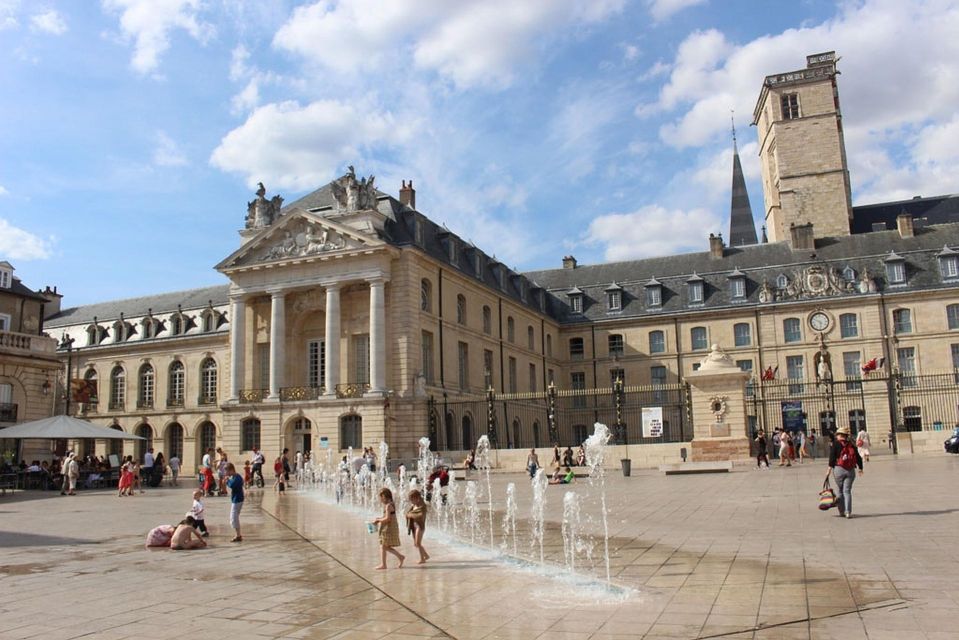 E-Scavenger Hunt: Explore Dijon at Your Own Pace - Key Points