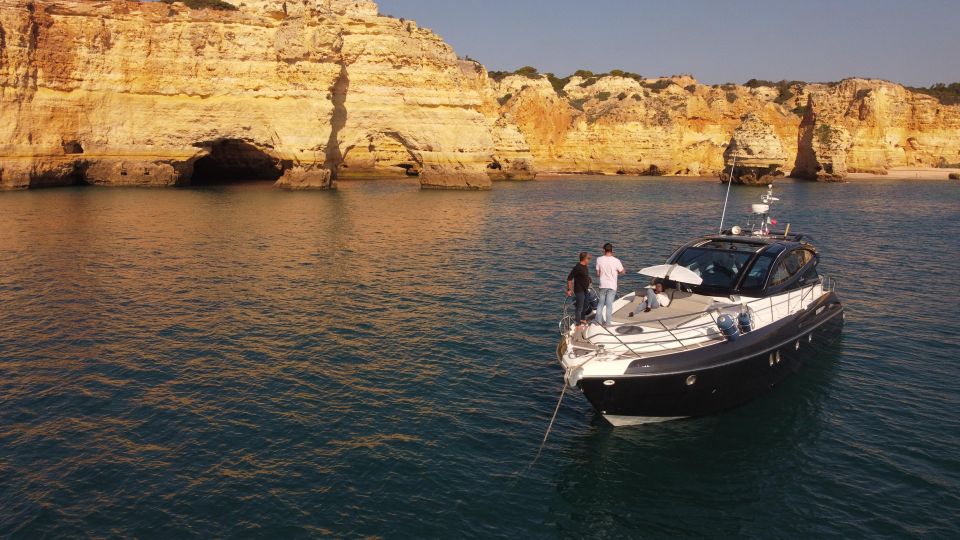 Enjoy the Breathtaking of Algarve Coastline - Key Points