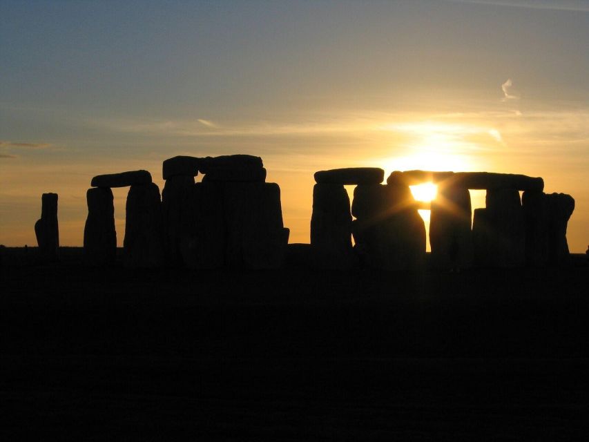 Stonehenge Private Sunset Tour With Lacock and Bath - Key Points